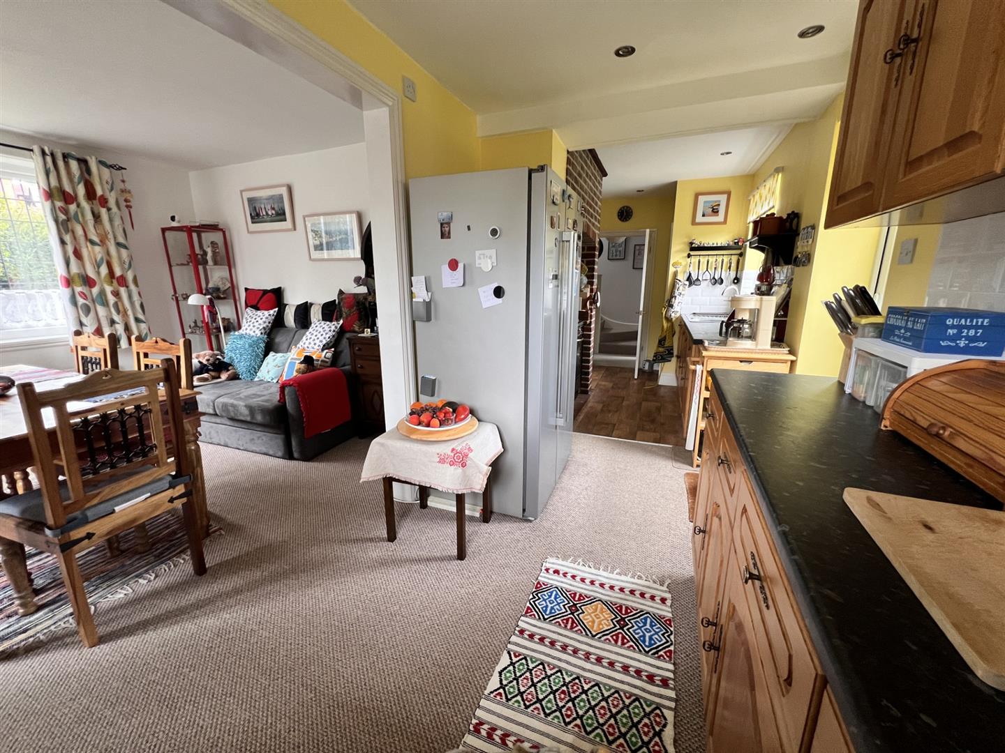 Kitchen:
